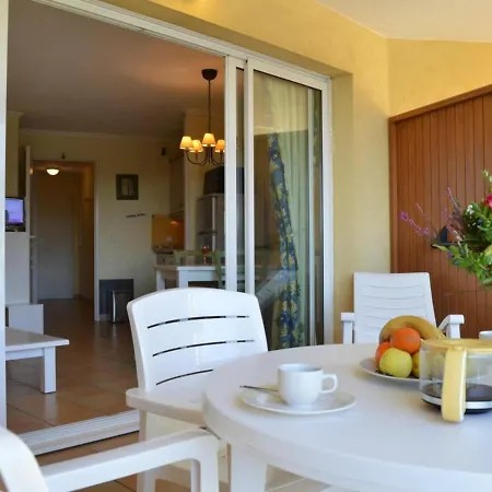 T2 Avec Piscine, A 100m, Parking, Ascenseur Et Centre De Thalasso A Proximite - Fr-1-226-81 Daire *