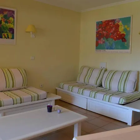 T2 Avec Piscine, A 100m, Parking, Ascenseur Et Centre De Thalasso A Proximite - Fr-1-226-81 Daire *